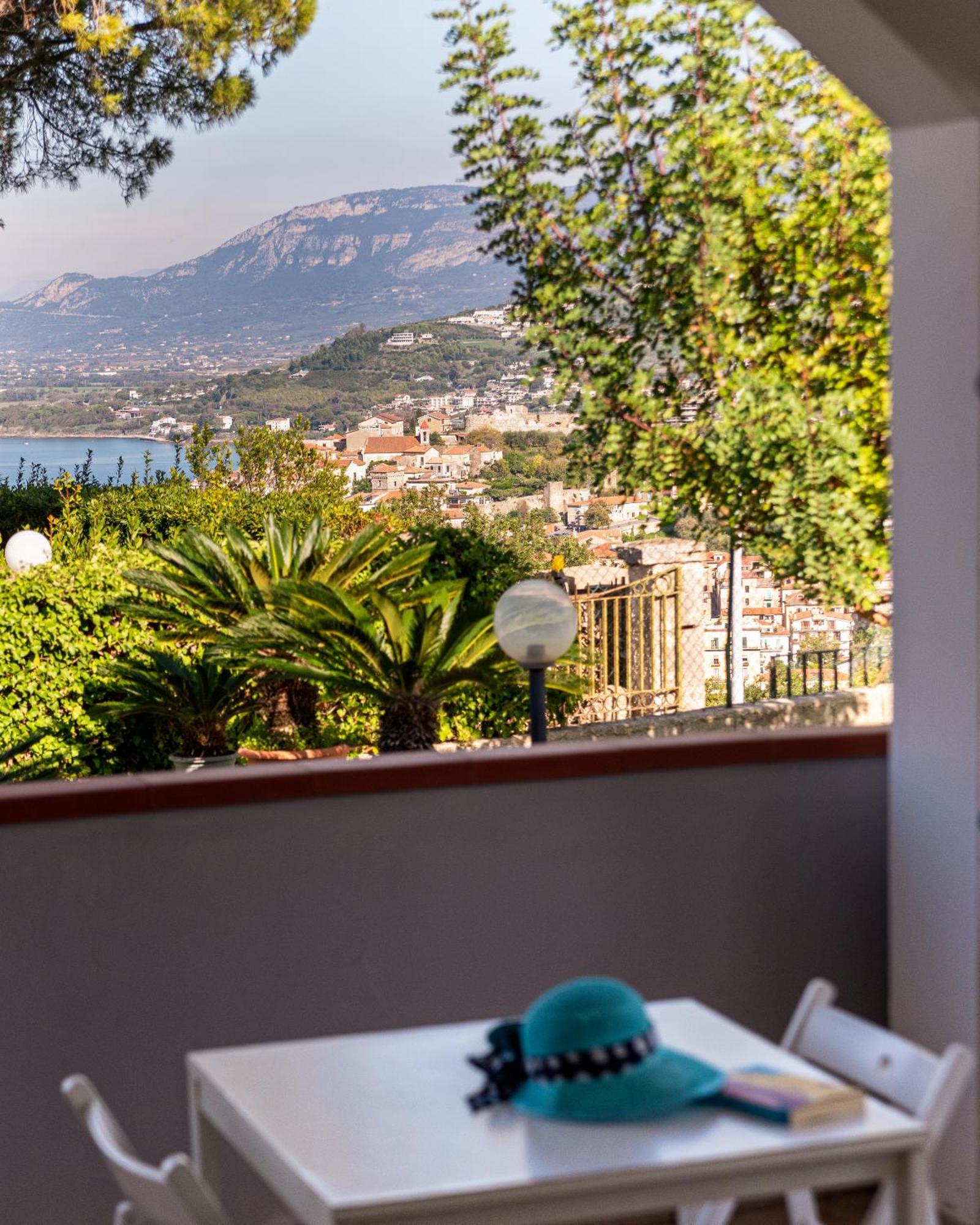 B&B Belvedere Агрополи Екстериор снимка